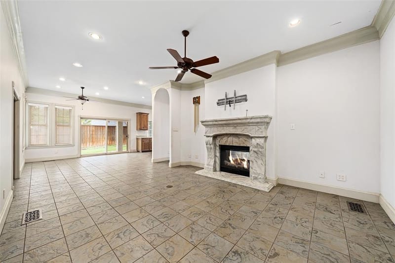 1513 Canyon Oaks Drive, Irving TX 75061 - Photo 11