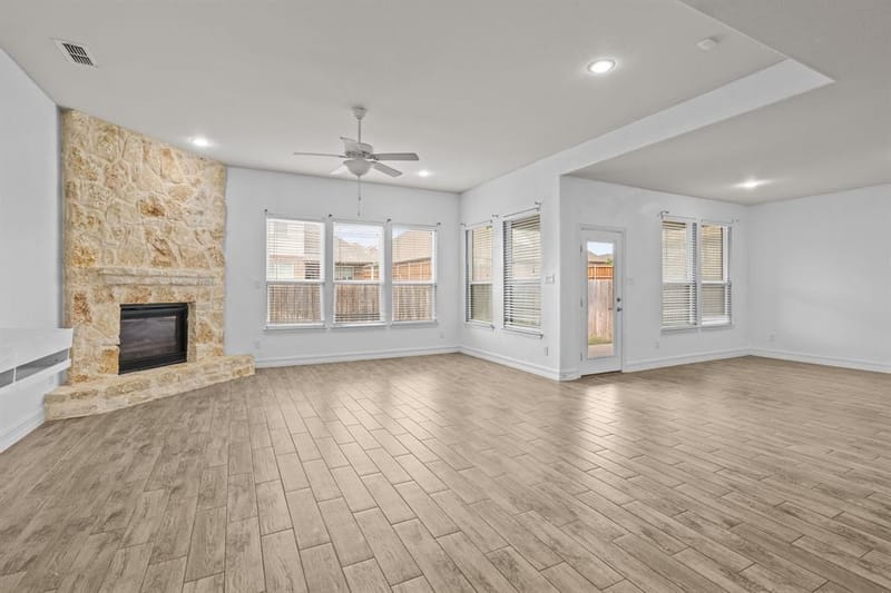 1929 Brahorn Lane, Fort Worth TX 76131 - Photo 10