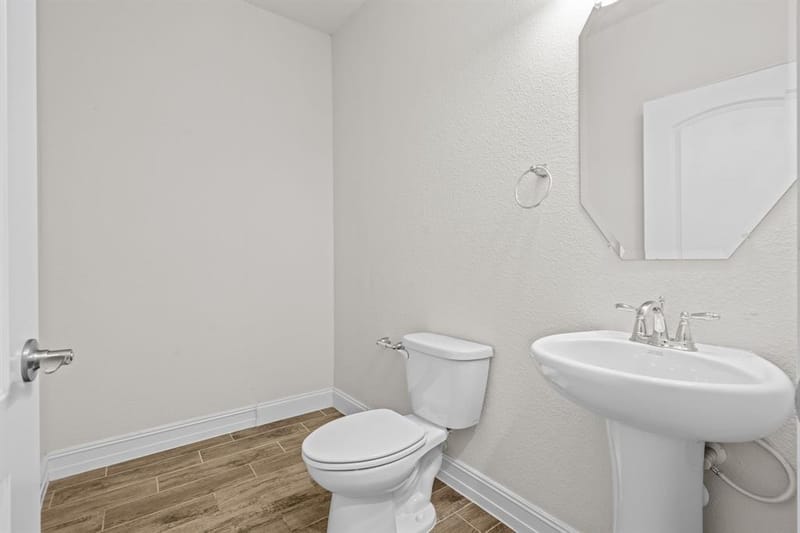 1929 Brahorn Lane, Fort Worth TX 76131 - Photo 8