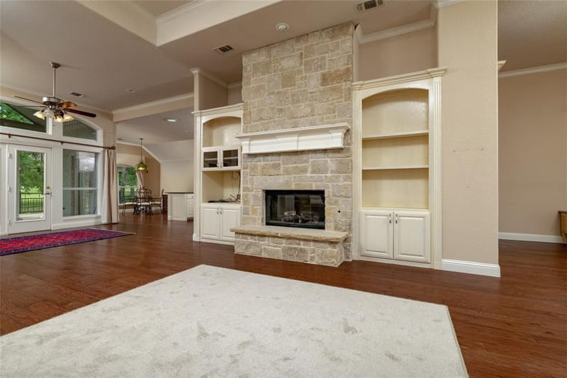 603 Runaway Bay Drive, Runaway Bay TX 76426 - Photo 7