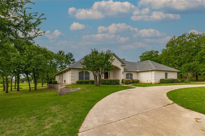 603 Runaway Bay Drive, Runaway Bay TX 76426 - Photo 3