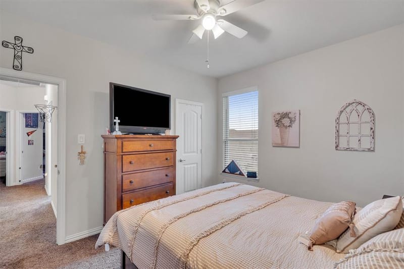 3233 Burgundy Lane, Midlothian TX 76065 - Photo 32