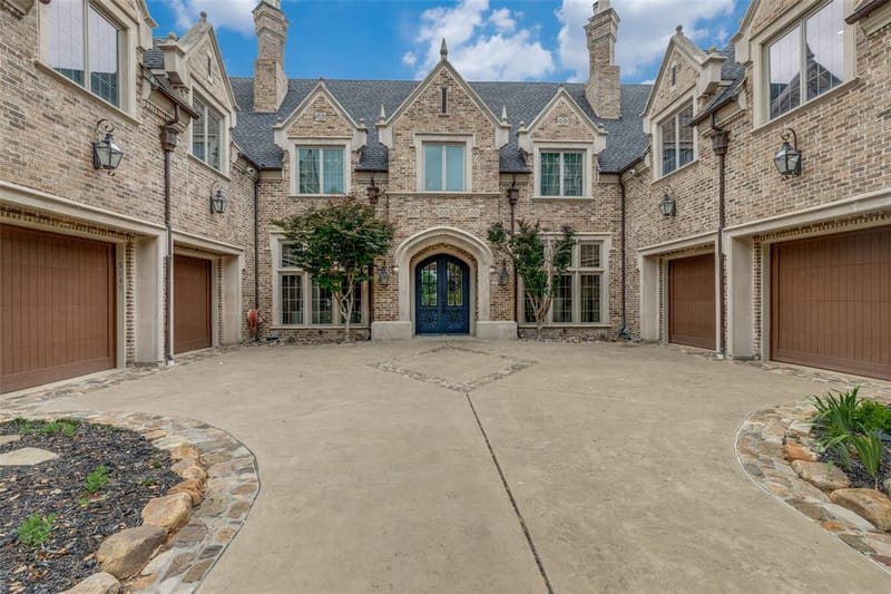 5149 Brandywine Lane, Frisco TX 75034 - Photo 2
