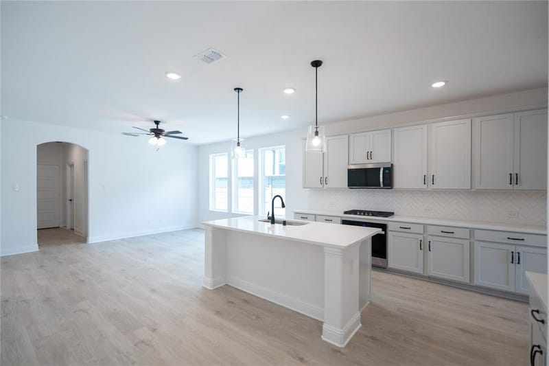 8744 Treeline Parkway, Justin TX 76247 - Photo 3