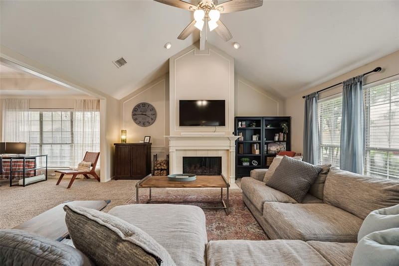 1310 Newport Drive, Carrollton TX 75006 - Photo 6