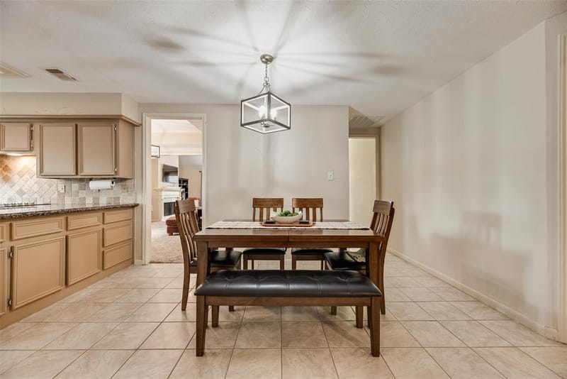 1310 Newport Drive, Carrollton TX 75006 - Photo 13