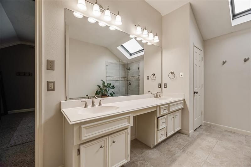 1310 Newport Drive, Carrollton TX 75006 - Photo 20