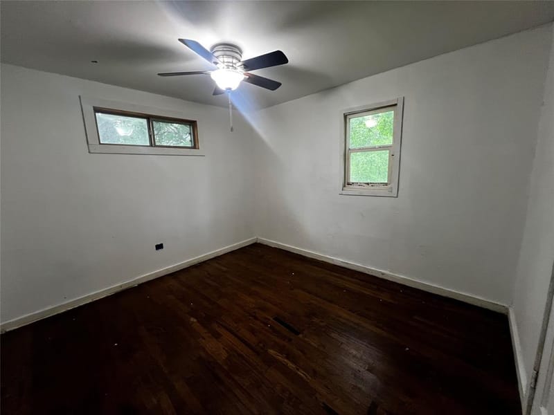 319 Ridgecrest Court, Azle TX 76020 - Photo 8