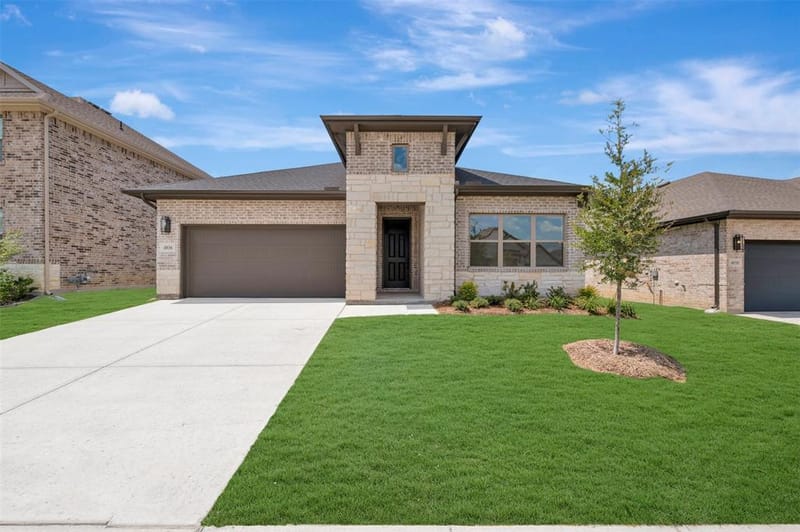 4036 Yellowstone Road, Royse City TX 75189
