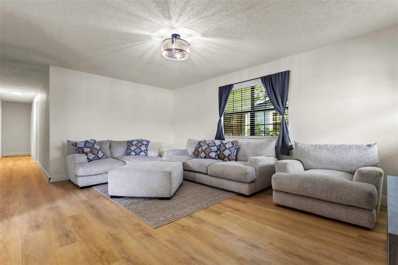 5418 Singleton Boulevard, Dallas TX 75212 - Photo 4