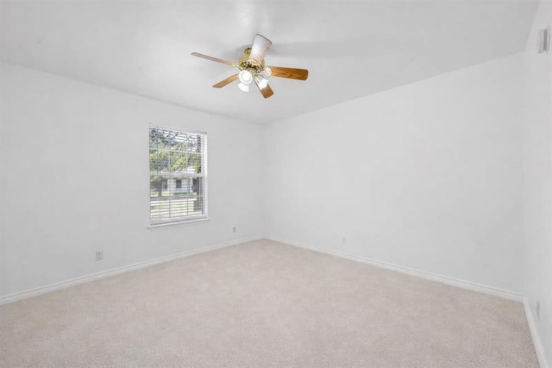 214 Wildflower Drive, Gun Barrel City TX 75156 - Photo 16
