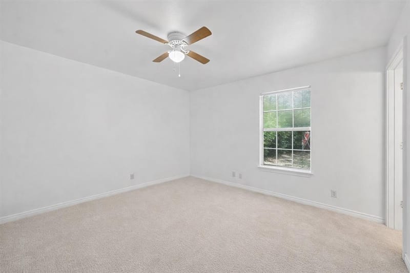 214 Wildflower Drive, Gun Barrel City TX 75156 - Photo 12