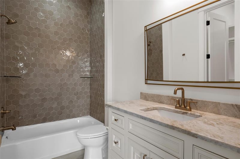 36 Pinehurst Drive, Woodway TX 76712 - Photo 24
