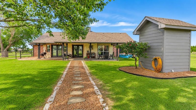 426 Heironimus Lane, Denison TX 75020 - Photo 9
