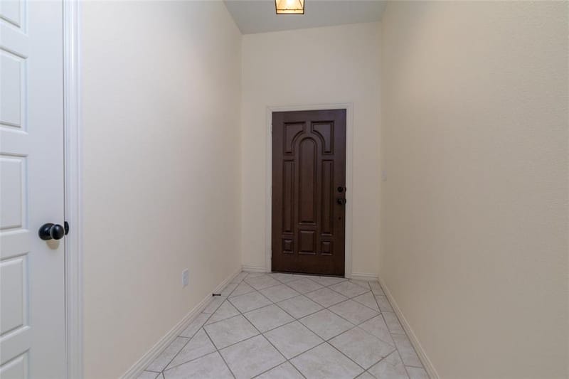 405 Kimbrough Road, Azle TX 76020 - Photo 3