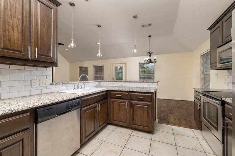 405 Kimbrough Road, Azle TX 76020 - Photo 15