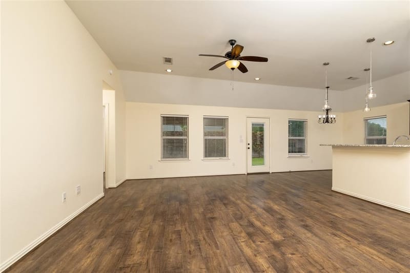 405 Kimbrough Road, Azle TX 76020 - Photo 4