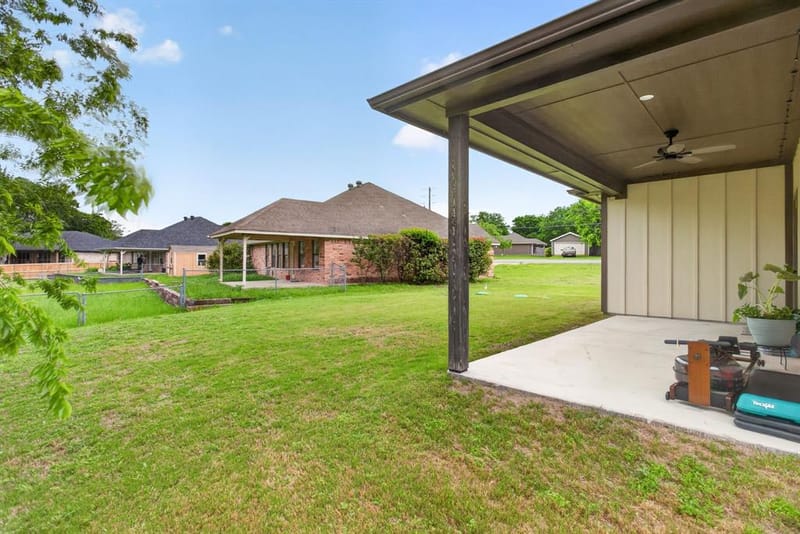 1311 E Apache Trail, Granbury TX 76048 - Photo 30