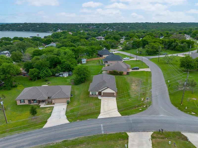 1311 E Apache Trail, Granbury TX 76048 - Photo 34