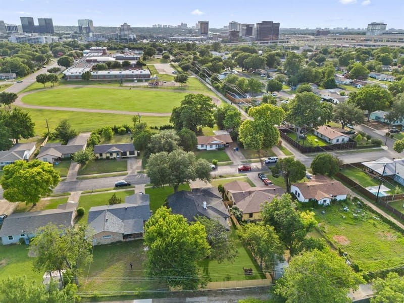 12436 Oberlin Drive, Dallas TX 75243 - Photo 26