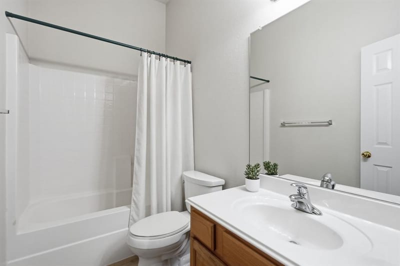 1121 SW Hillside Drive, Burleson TX 76028 - Photo 17