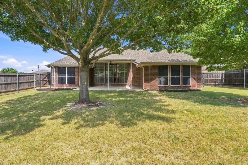 1121 SW Hillside Drive, Burleson TX 76028 - Photo 31