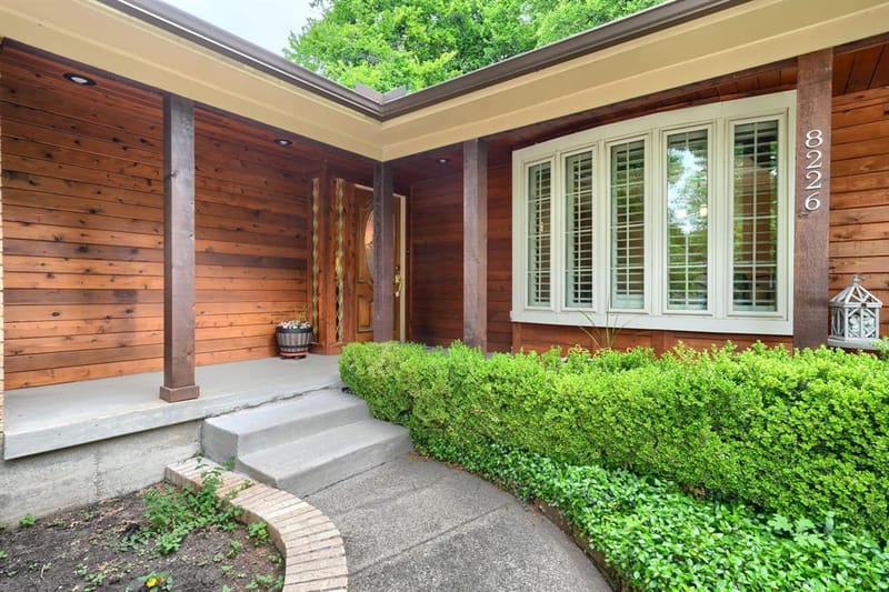 8226 Hunnicut Road, Dallas TX 75228 - Photo 2