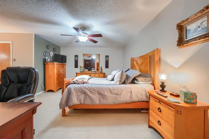 8226 Hunnicut Road, Dallas TX 75228 - Photo 14