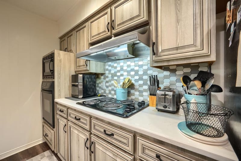 8226 Hunnicut Road, Dallas TX 75228 - Photo 8