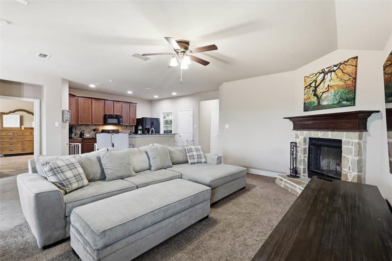 4720 Lazy Oaks Street, Fort Worth TX 76244 - Photo 13