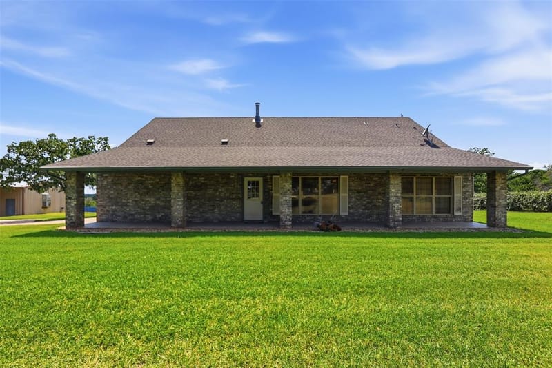 4609 Slayton Road, Cleburne TX 76031