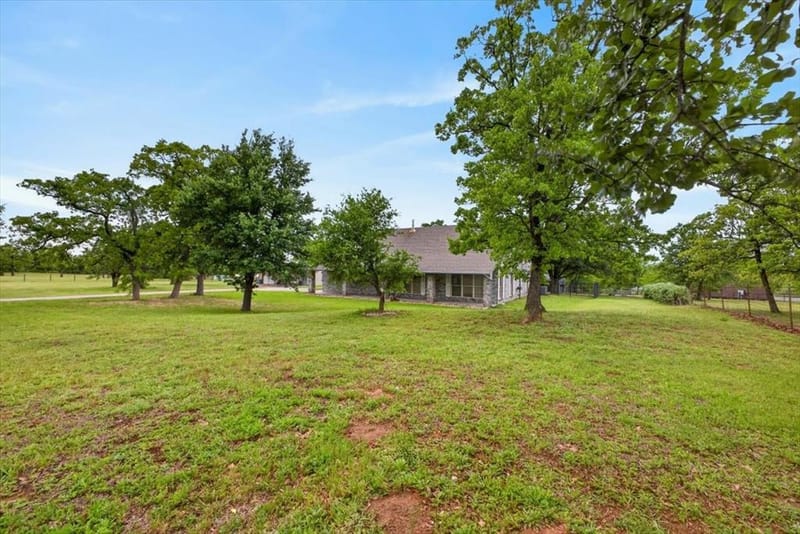 4609 Slayton Road, Cleburne TX 76031 - Photo 38
