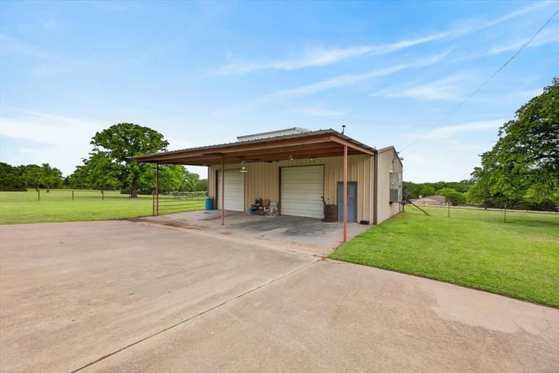 4609 Slayton Road, Cleburne TX 76031 - Photo 31