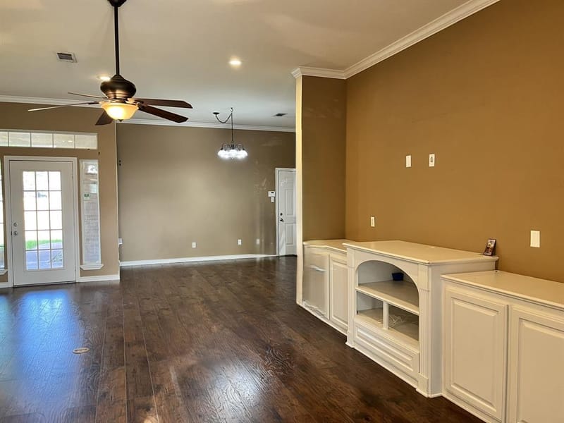 2700 Boyd Street, Ennis TX 75119 - Photo 6