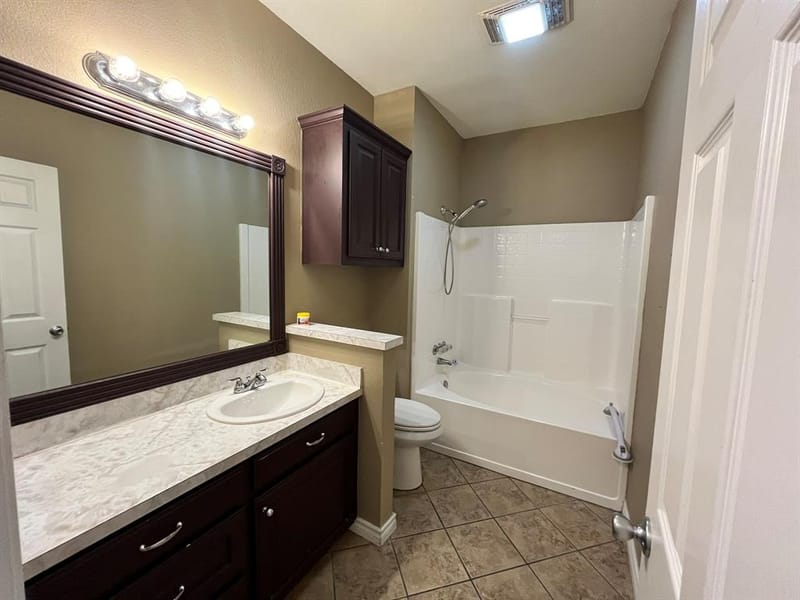 2700 Boyd Street, Ennis TX 75119 - Photo 12