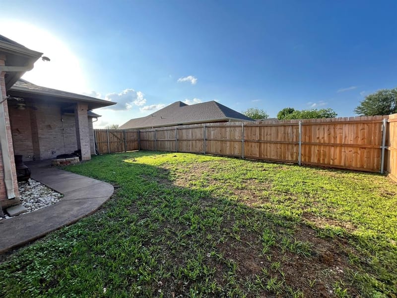 2700 Boyd Street, Ennis TX 75119 - Photo 33