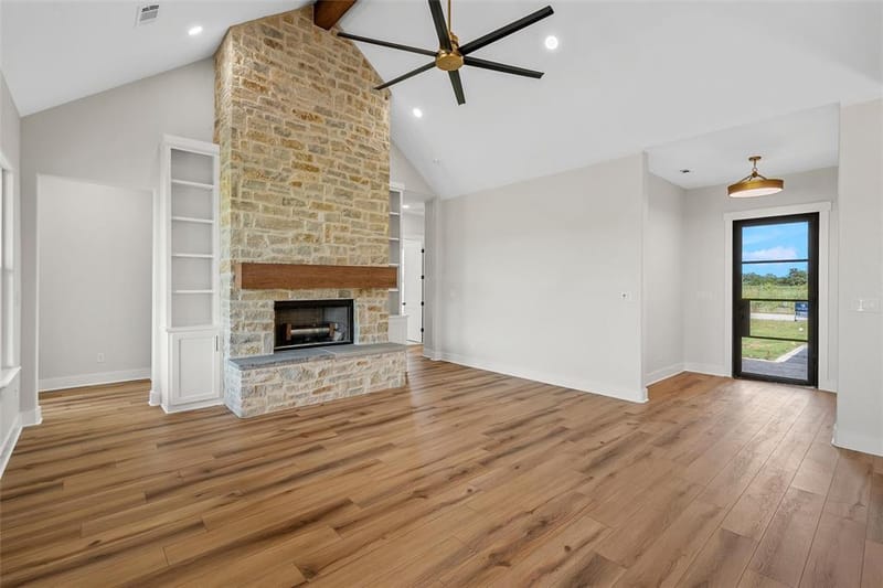 407 Lacek Mill Road, China Spring TX 76633 - Photo 5