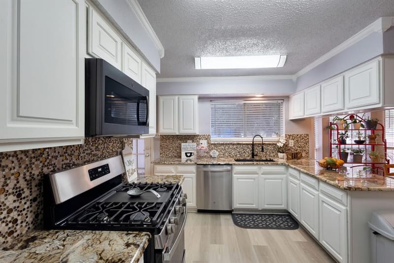 7333 Mesa Verde Trail, Fort Worth TX 76137 - Photo 8