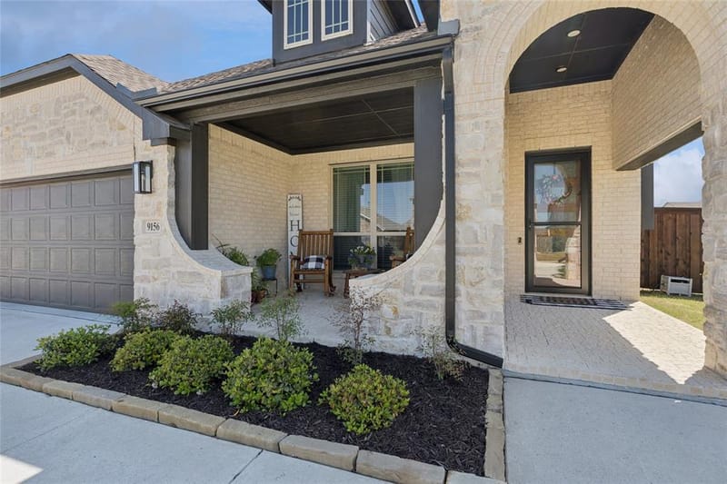 9156 Rock Nettle Drive, Fort Worth TX 76131 - Photo 3