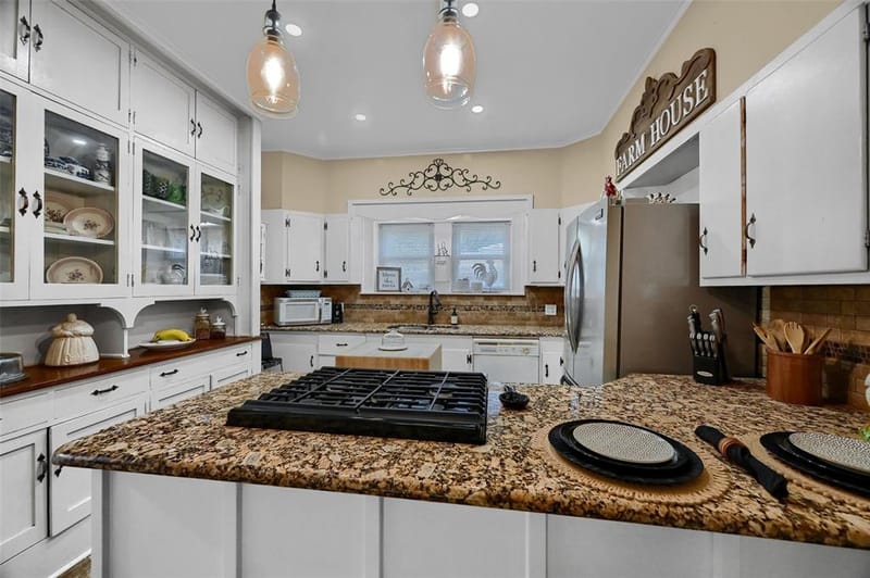 706 N Woods Street, Sherman TX 75092 - Photo 12