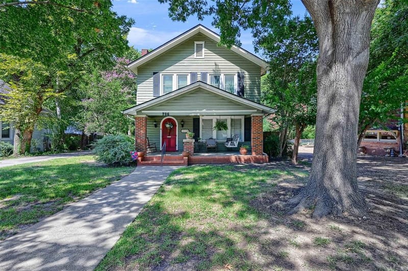 706 N Woods Street, Sherman TX 75092