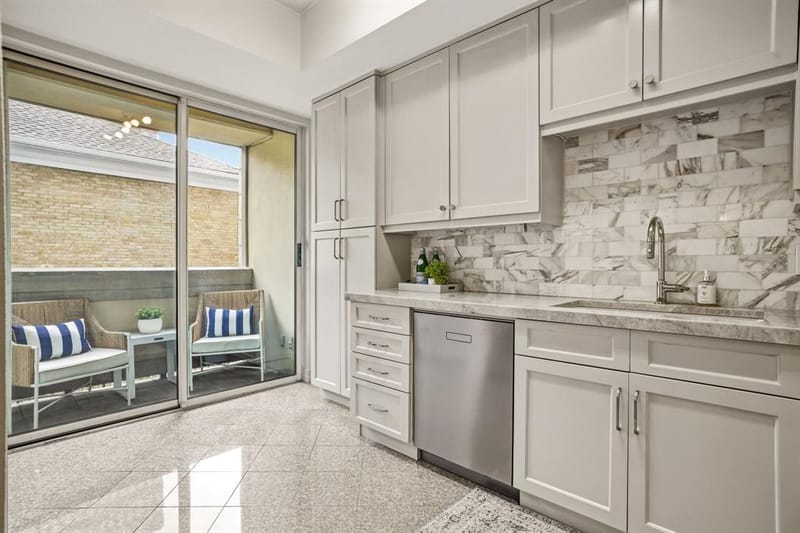 3401 Lee Parkway # 402, Dallas TX 75219 - Photo 6