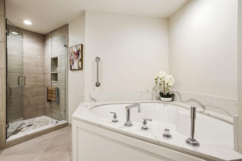 3401 Lee Parkway # 402, Dallas TX 75219 - Photo 16