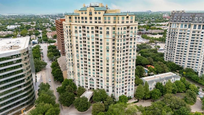 3401 Lee Parkway # 402, Dallas TX 75219 - Photo 29