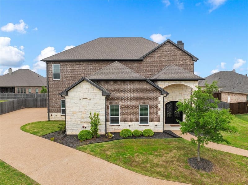 518 Stone Canyon Drive, McGregor TX 76657 - Photo 2