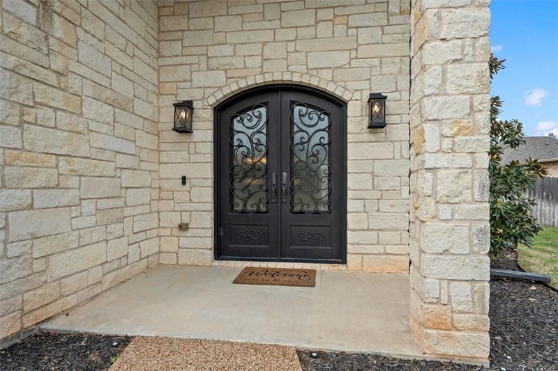 518 Stone Canyon Drive, McGregor TX 76657 - Photo 3