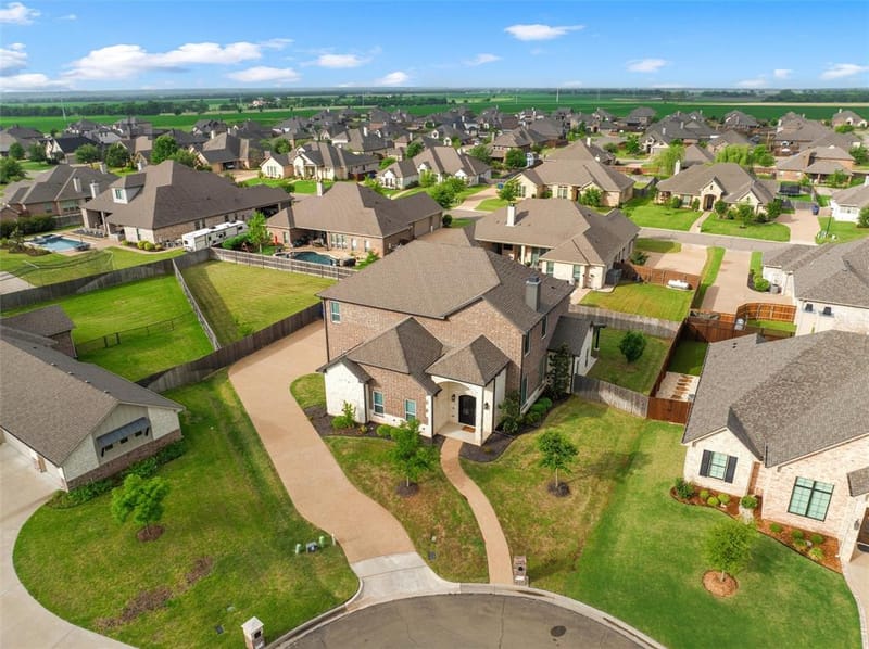 518 Stone Canyon Drive, McGregor TX 76657 - Photo 36