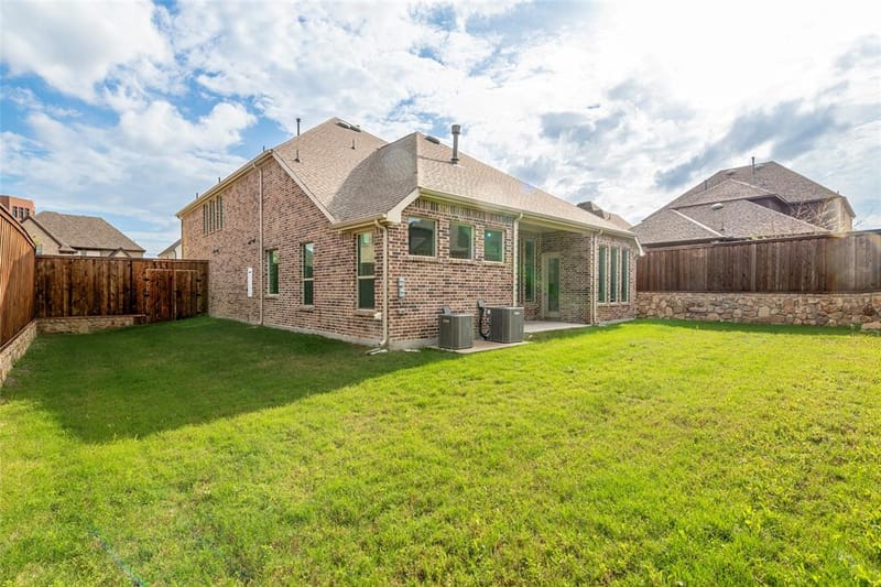 8227 Vitex Avenue, Dallas TX 75252 - Photo 38