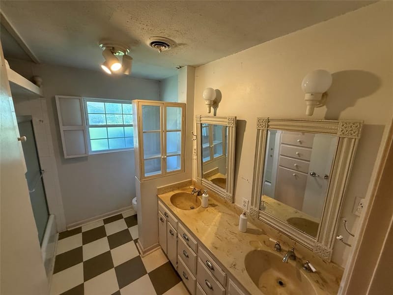 2200 Agnew Street, Bonham TX 75418 - Photo 14