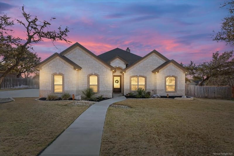 102 Rancho Del Lago Lane, Morgans Point Resort TX 76513 - Photo 3
